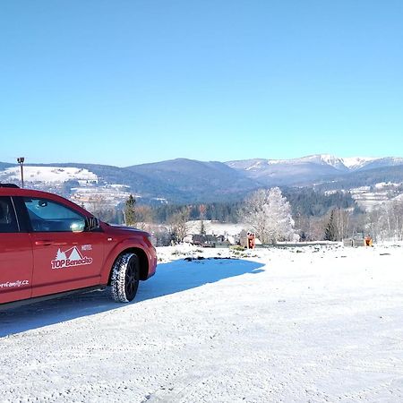 Profamily Hotel Top Бенецко Экстерьер фото